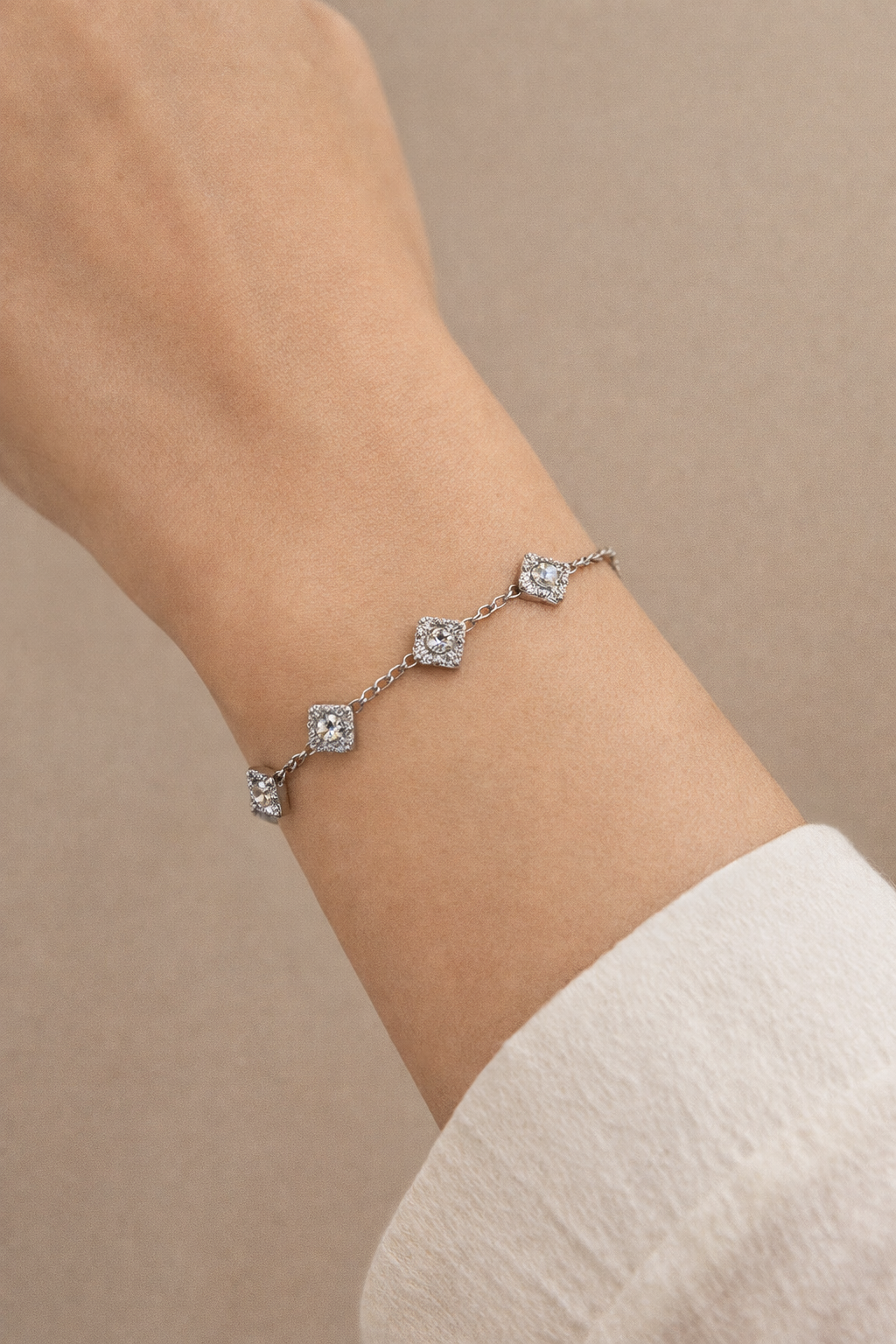 Yonca bileklik VBB-020